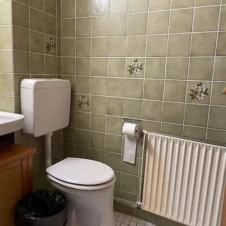 Lovely In Nearly Hbf Homestay Dusseldorf