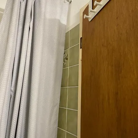 Rum i privatbostad Lovely In Nearly Hbf