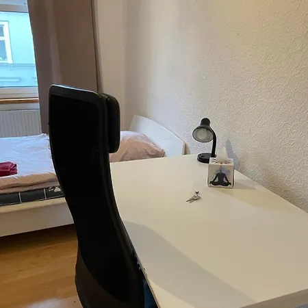 Accommodatie bij particulieren Lovely In Nearly Hbf *